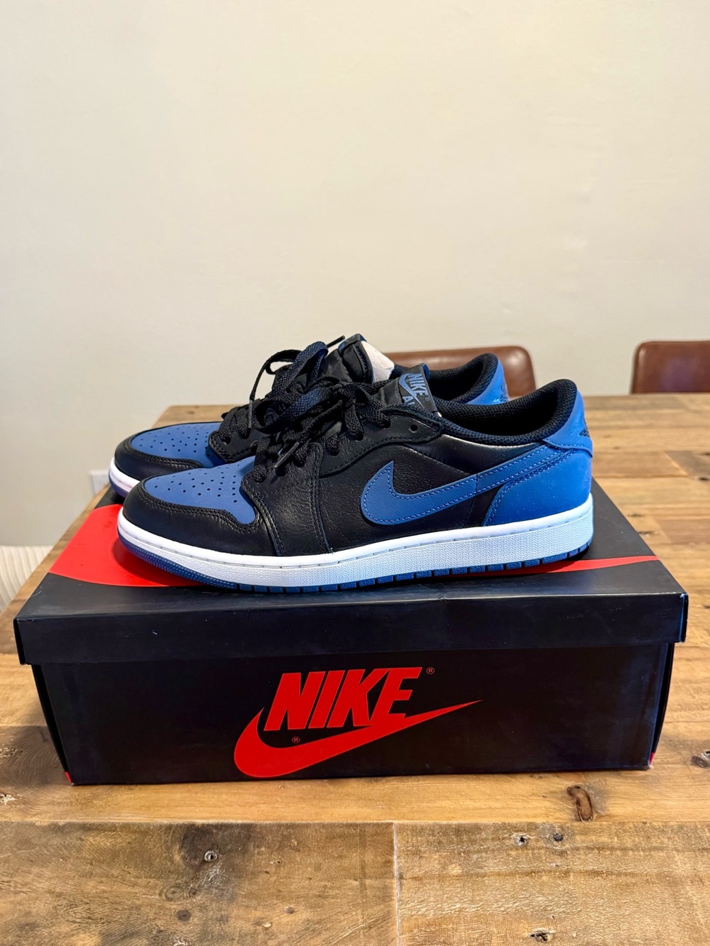 Nike Air Jordan 1 Retro Low Black & Mystic Blue, Size 10, Original Box - Picture 2 of 7